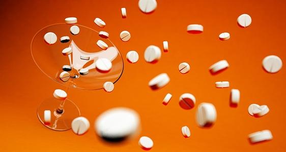 What is the core standard for judging the value of new drugs?